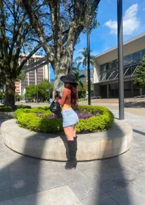 lune__watson Public Foto 3