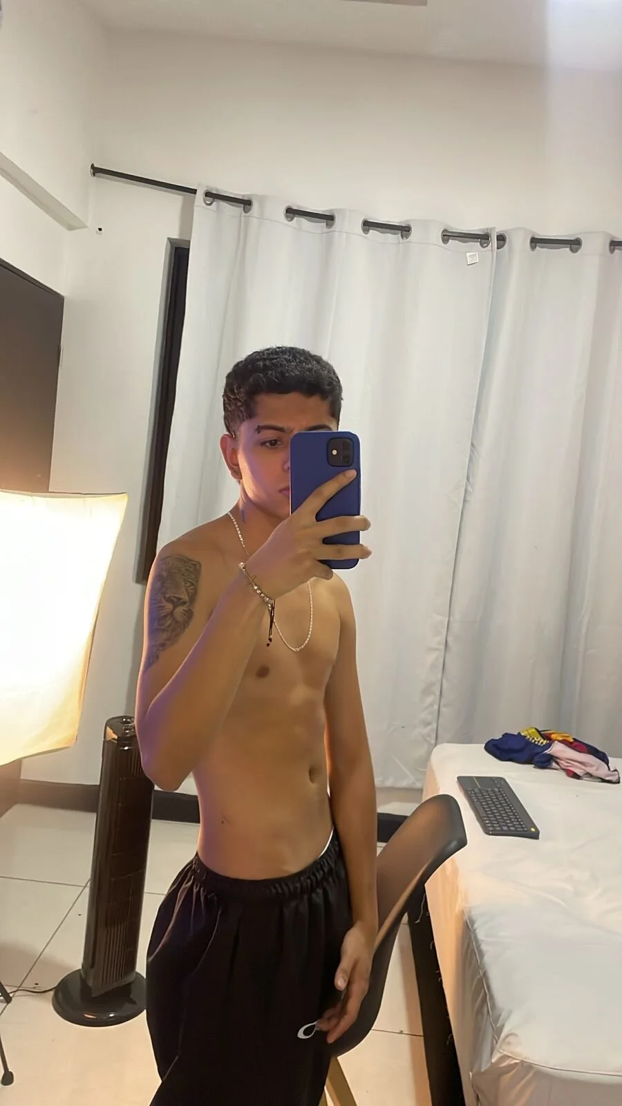 NohaDrake Trendaava kuva 6979