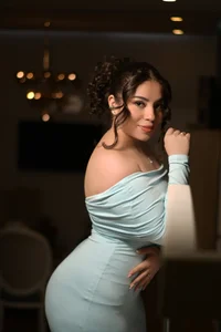 IsabellaAnngel Golden Allure Immagine  2