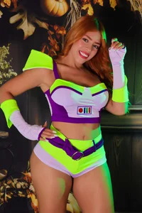 emyli_sw_your halloween with me图片 3