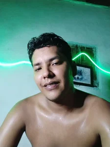 628-andrewのHiの枚の写真