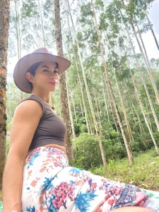Alice_Barry Recharging nature 🌿🌸 Foto 2