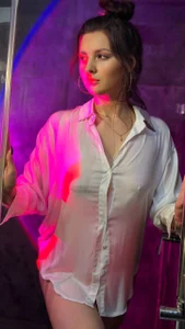 Vixsaria shower photos зображення