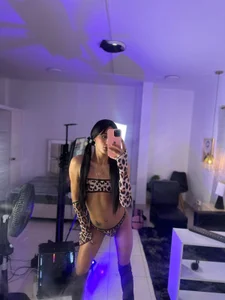 ApsaraVictoria A cute leopard outfit Pic