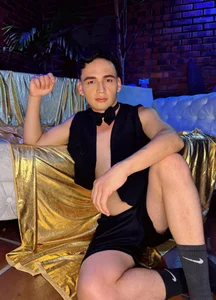 Mathias_twinkk: 🐰✨ ( фото)