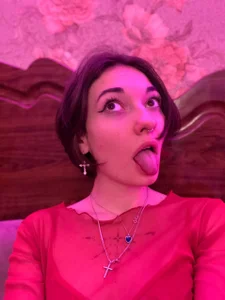 DulcieBendix a few tongues for your feed . fénykép