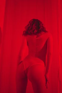 KiraNikson totalred Immagine  7