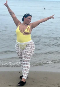 kiana_cream Little vacation 💦😍💛 Hình