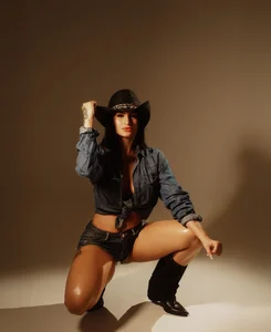 Cowgirl de Skyler_ferrer  5 Imagens