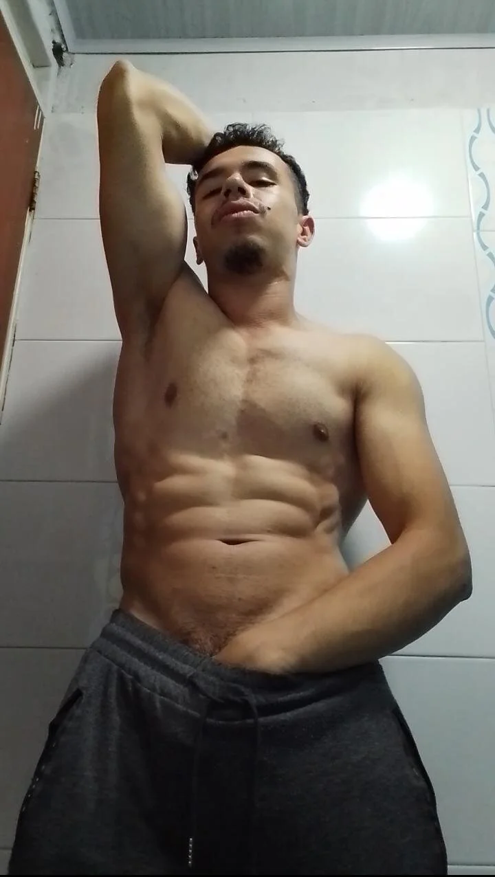 Трендове зображення  1481 Muscle_Scott