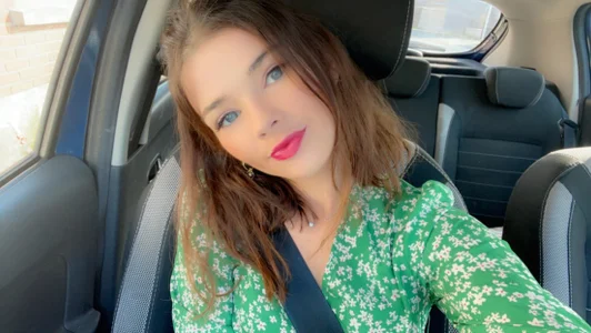 Mmebouhoups: Public ( 4 фото)