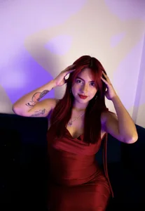 SofiCastro09_ Red🍒 Immagine  3