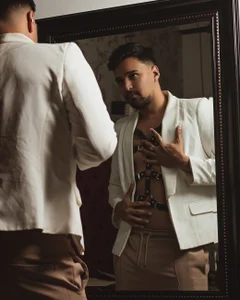 Edward_max Elegance on the verge of desire 🔥😈 Hình 6