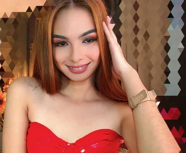 XxSeducTressVENUSxXのPublicの 2枚の写真