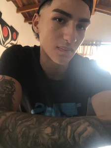 GoldenDesireX_ Public 사진 2