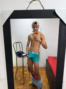 Maximo_Tercero Public  2 снимка