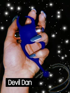 LornaDyer my toys! Pic 5