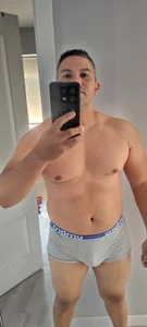 Hello de antonioM84  2 Imagens