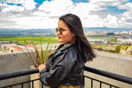 VanneCute1 Public Pic