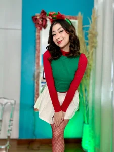 MilenaCrown santa claus elf 🎄🎁 Pic 3