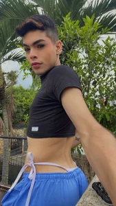 Ares_Cam1 Public টি ছবি