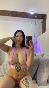 imnikaa_ I can be sexier than you imagine 🔥 Bilde