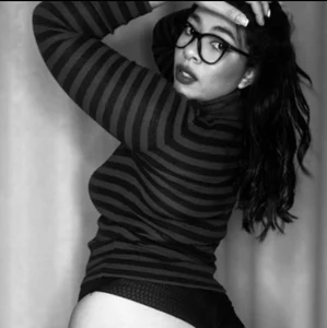 Ginnaa-Palmer Public Pic 2