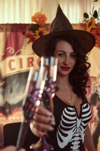 CarlaReysX Witch Kuva 4