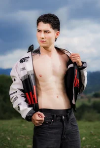 Oclahoma_x Sexy biker Pic 5