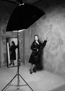 DinaKoenig Black Agent Pic 4