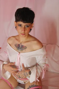 Ethan_lennox your angel in white Pic 2