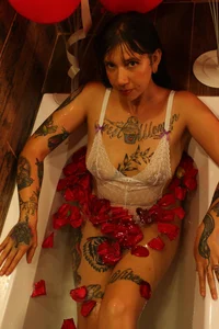 nora_temptress's Happy Valentine's Day Sex Photo 3