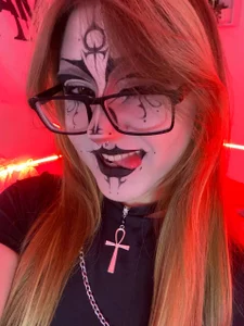 GIVE ME YOUR SOUL😈❤️ od CucKuhta  2 snímek