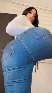 ALISSON_FOXXX1 kullanıcısının Your beautiful girl 🔥😮‍💨 albümü -  2 fotoğraf