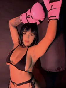 ximena_case your favorite female boxer ❤️ Billede 3
