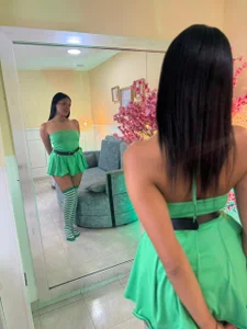 ElectraJonesX 🍀Patrick'​s ​Day Pic 2