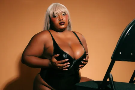 may_storm Elegant, playful, unforgettable ✨ صورة واحدة|may_storm Elegant, playful, unforgettable ✨ صورتان|may_storm Elegant, playful, unforgettable ✨  5 صور|may_storm Elegant, playful, unforgettable ✨  5 صورة