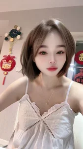 lmnb8888 想和你在一起吖～ Pic 2