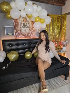 Lia_James_ 🎂🎉 It's my birthday! ❤️ Billede
