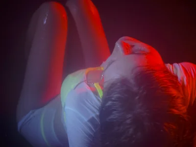 AngelAnty I thought about not posting this... but I think you'll like it 💭 圖片 6