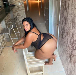 WALESKABBW_ASS Gentle Eyes, Hidden Fire ✨🔥 Pic