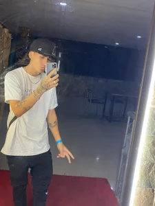 Just18JakeのPublicの 2枚の写真