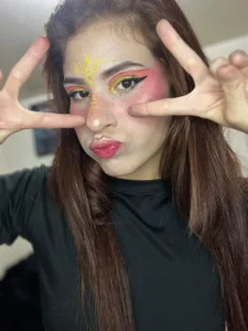 Look at me closely… 🥰 de Jessi_Walker Foto 2