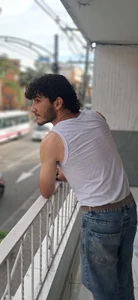 Public de charmingboy_esteban  2 photos