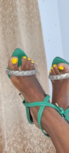 Public de Feet-lovely  2 photos