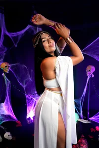 AntoniaRoss_ Goddess Pic 2