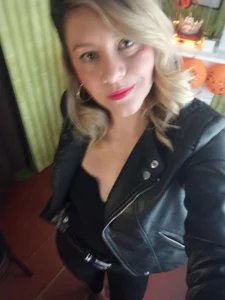 rocker outfit for office od Chanelll_Taylorr_  3 snímek