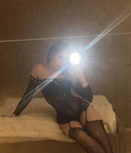 ChristySummeer ☕️ Pic 2