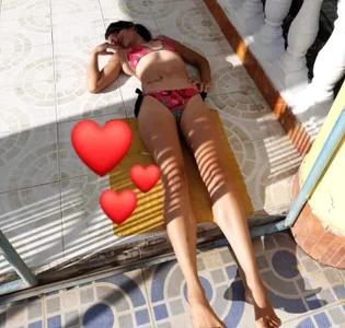 Natysha__ Public  5টি ছবি