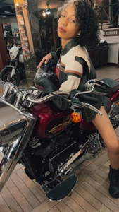 daiana_curlyDo you want races, adventures and something more? ...Here I am!图片 6